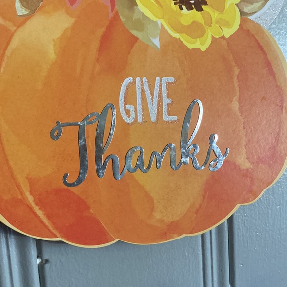 🆕 Glittered Orange Harvest Pumpkin w/ Galvanized Give Thanks- Decoration Sign - Picture 8 of 11